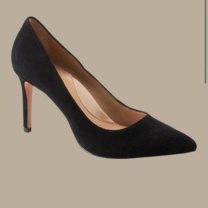 NWT Banana Republic Madison 12 HR Pump. Runs small!!